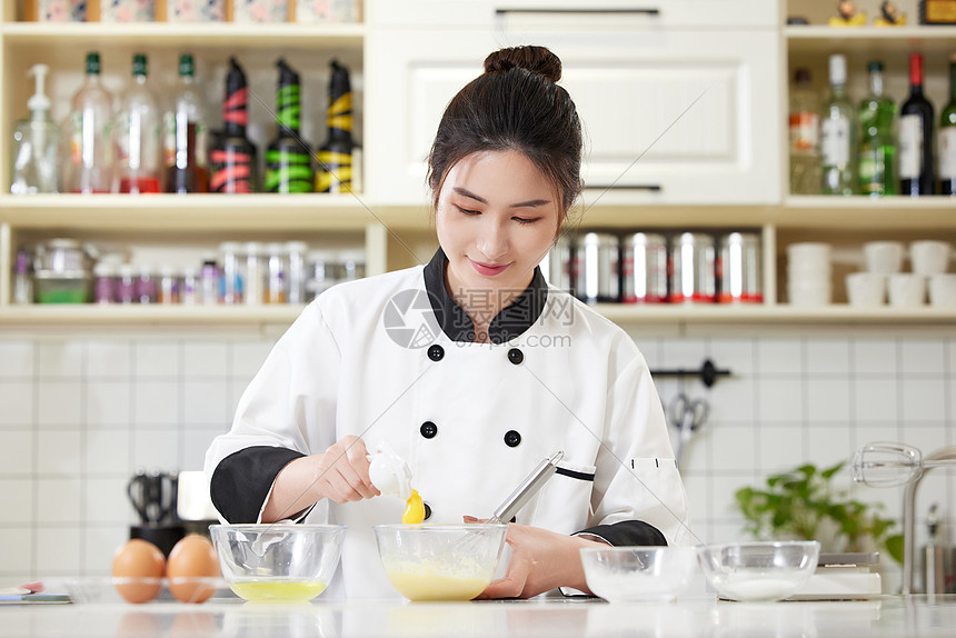 大陆网红赴台遭逮捕收容,国台办回应