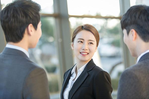 A股公告精选 | 7天5板吉视传媒(601929.SH)等连板股提示交易风险