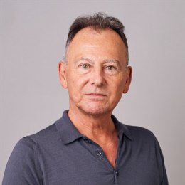 新财年取得辉煌成就:联想集团(00992)Q1营收创季度新高 净利润同比增长20%